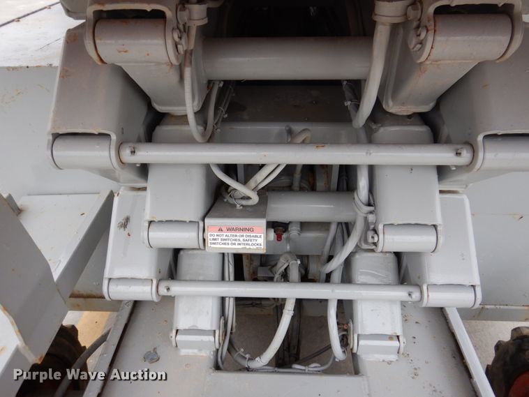 image for item IM9869 Sky Jack SJ6832RT  scissor lift