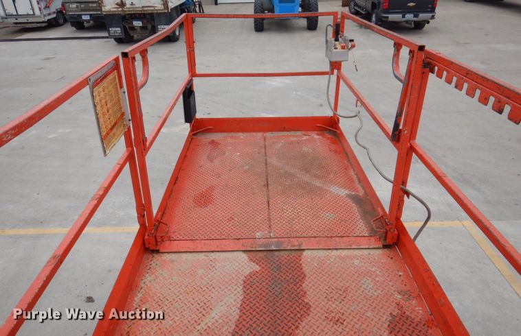 image for item IM9869 Sky Jack SJ6832RT  scissor lift