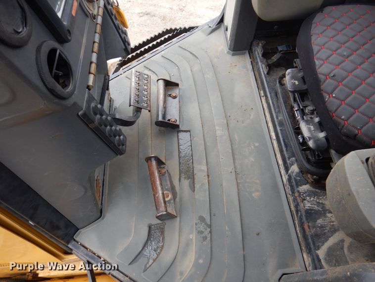 image for item IM9870 2008 Caterpillar D3K XL  dozer