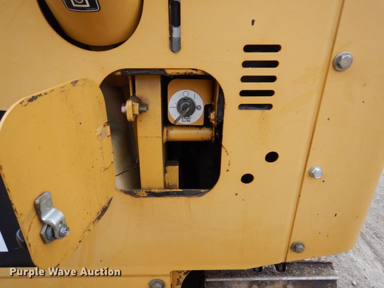 image for item IM9870 2008 Caterpillar D3K XL  dozer