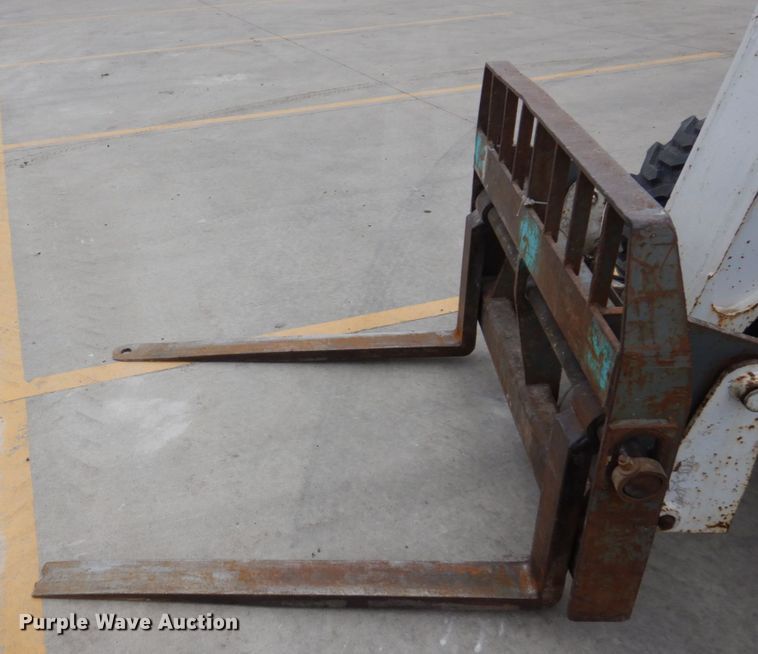 image for item IM9871 2005 Terex TX55-19  telehandler