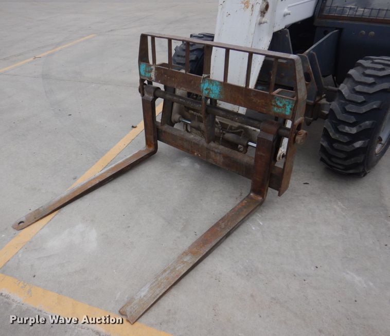 image for item IM9871 2005 Terex TX55-19  telehandler