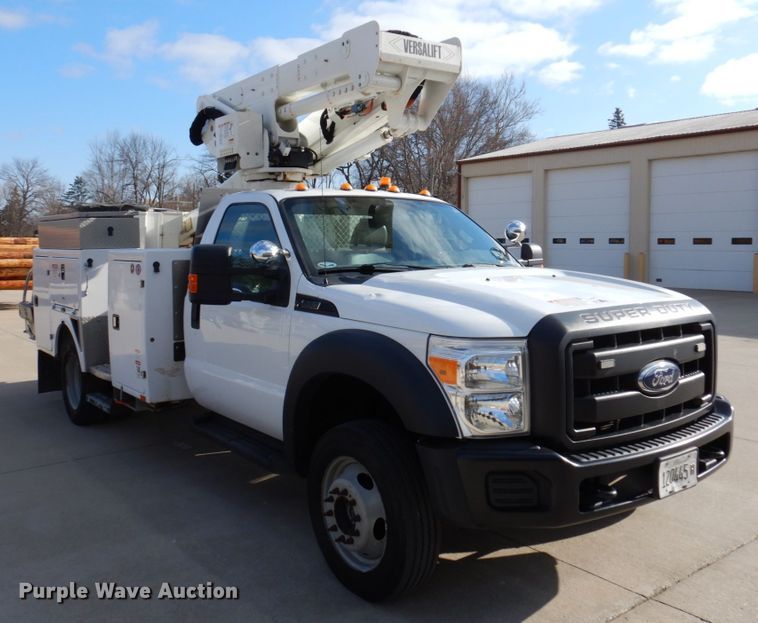 image for item IM9875 2016 Ford F550 Super Duty XL  bucket truck