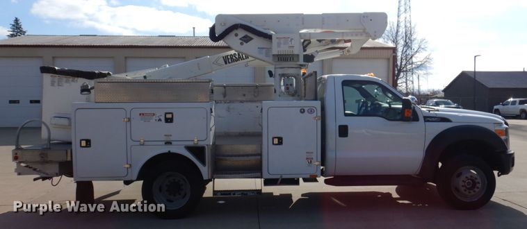 image for item IM9875 2016 Ford F550 Super Duty XL  bucket truck