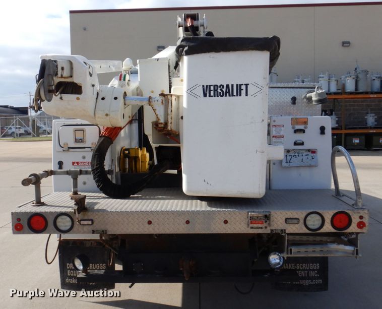 image for item IM9875 2016 Ford F550 Super Duty XL  bucket truck