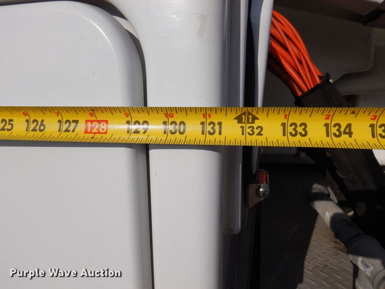 image for item IM9875 2016 Ford F550 Super Duty XL  bucket truck