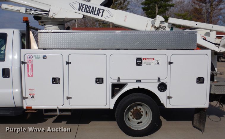 image for item IM9875 2016 Ford F550 Super Duty XL  bucket truck