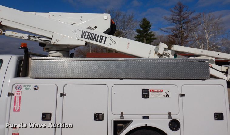 image for item IM9875 2016 Ford F550 Super Duty XL  bucket truck