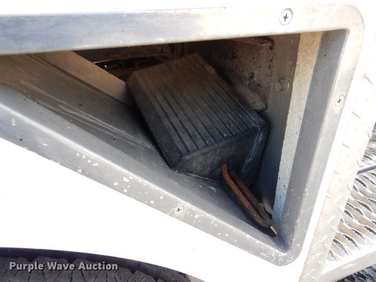 image for item IM9875 2016 Ford F550 Super Duty XL  bucket truck