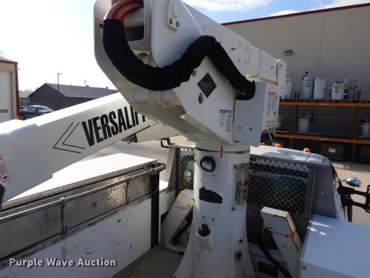 image for item IM9875 2016 Ford F550 Super Duty XL  bucket truck