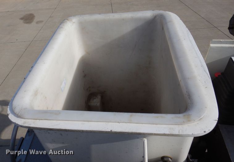 image for item IM9875 2016 Ford F550 Super Duty XL  bucket truck