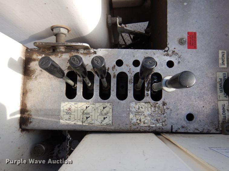 image for item IM9875 2016 Ford F550 Super Duty XL  bucket truck