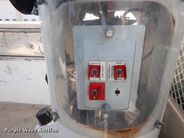 image for item IM9875 2016 Ford F550 Super Duty XL  bucket truck