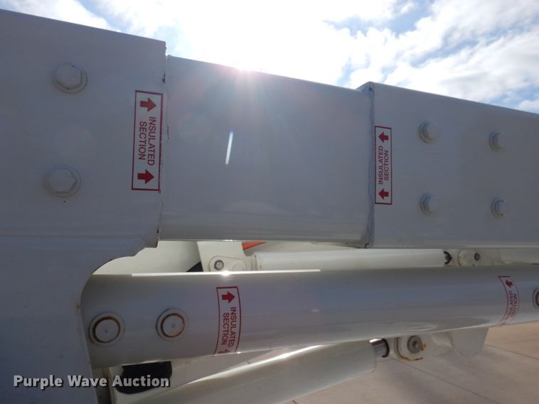 image for item IM9875 2016 Ford F550 Super Duty XL  bucket truck