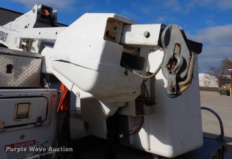 image for item IM9875 2016 Ford F550 Super Duty XL  bucket truck