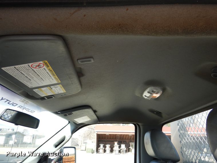 image for item IM9875 2016 Ford F550 Super Duty XL  bucket truck