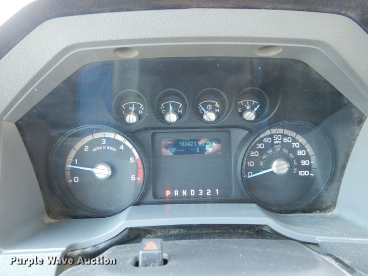 image for item IM9875 2016 Ford F550 Super Duty XL  bucket truck