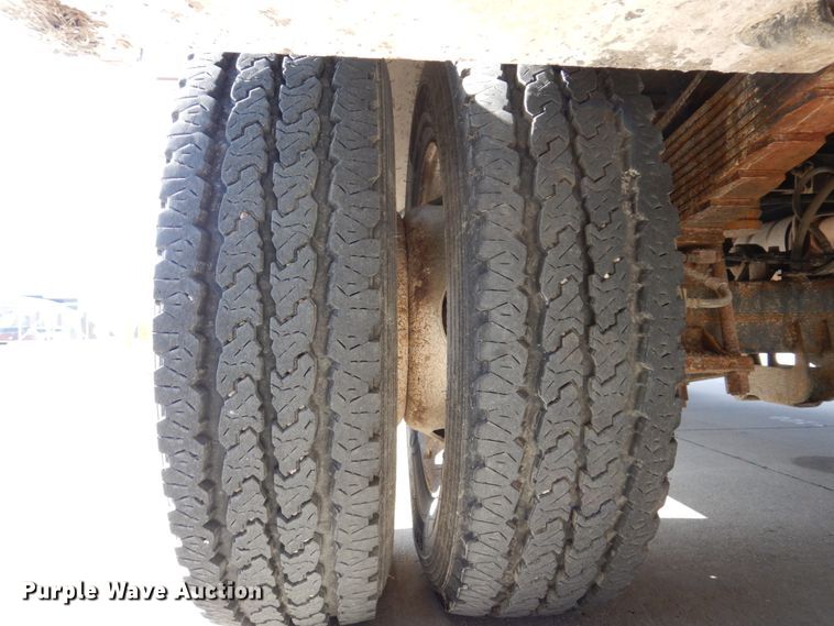 image for item IM9875 2016 Ford F550 Super Duty XL  bucket truck