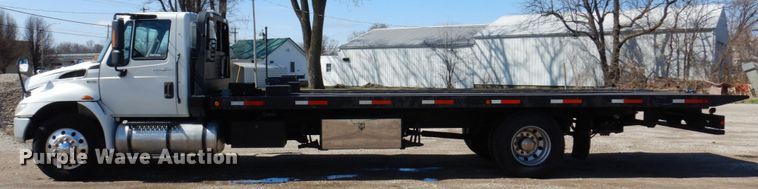 image for item IM9876 2013 International 4300  rollback truck