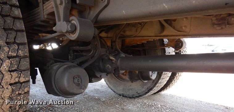 image for item IM9876 2013 International 4300  rollback truck