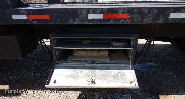 image for item IM9876 2013 International 4300  rollback truck