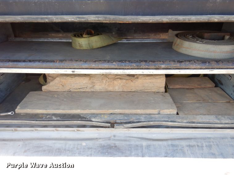 image for item IM9876 2013 International 4300  rollback truck