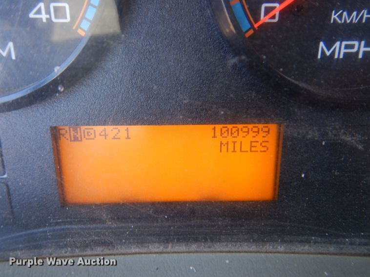 image for item IM9876 2013 International 4300  rollback truck