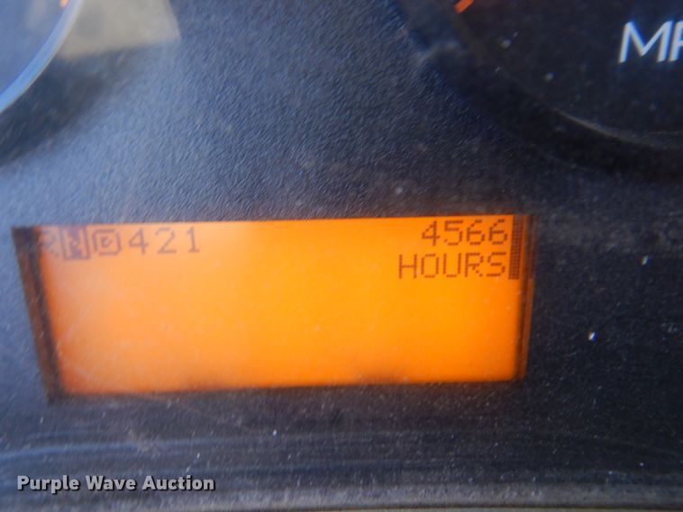 image for item IM9876 2013 International 4300  rollback truck