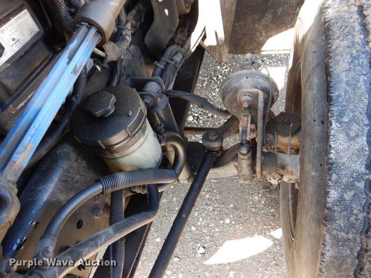 image for item IM9876 2013 International 4300  rollback truck