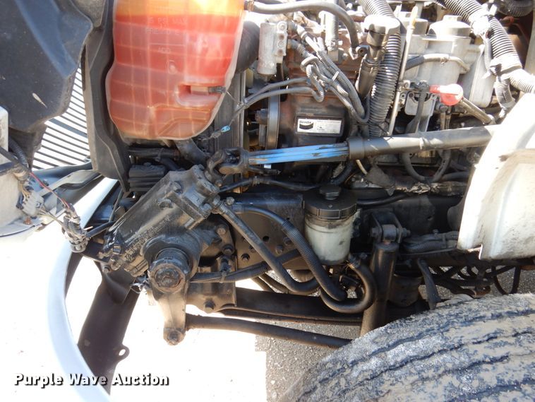 image for item IM9876 2013 International 4300  rollback truck