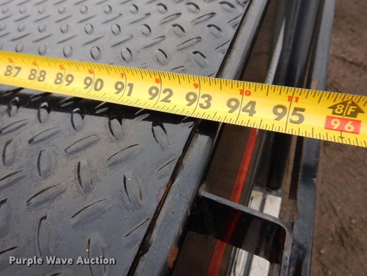 image for item IM9883 2011 Ford F650 Super Duty  flatbed truck