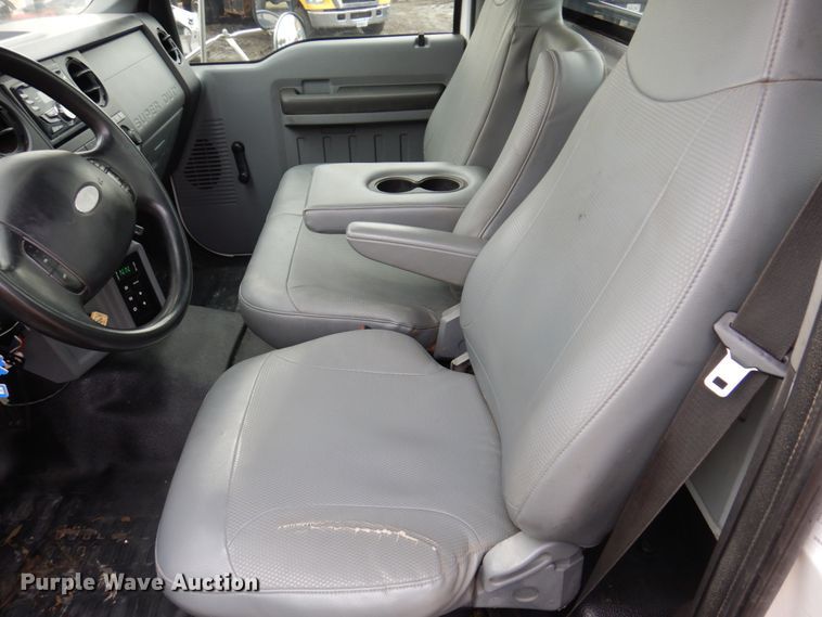 image for item IM9883 2011 Ford F650 Super Duty  flatbed truck