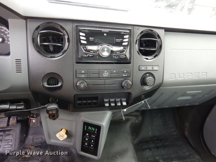 image for item IM9883 2011 Ford F650 Super Duty  flatbed truck