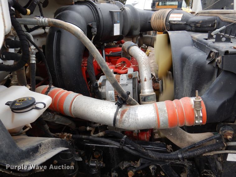 image for item IM9883 2011 Ford F650 Super Duty  flatbed truck