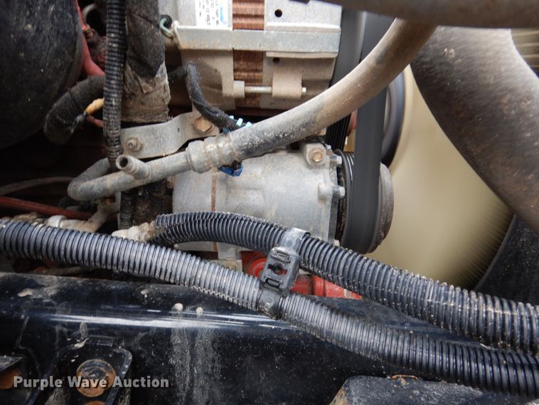 image for item IM9883 2011 Ford F650 Super Duty  flatbed truck