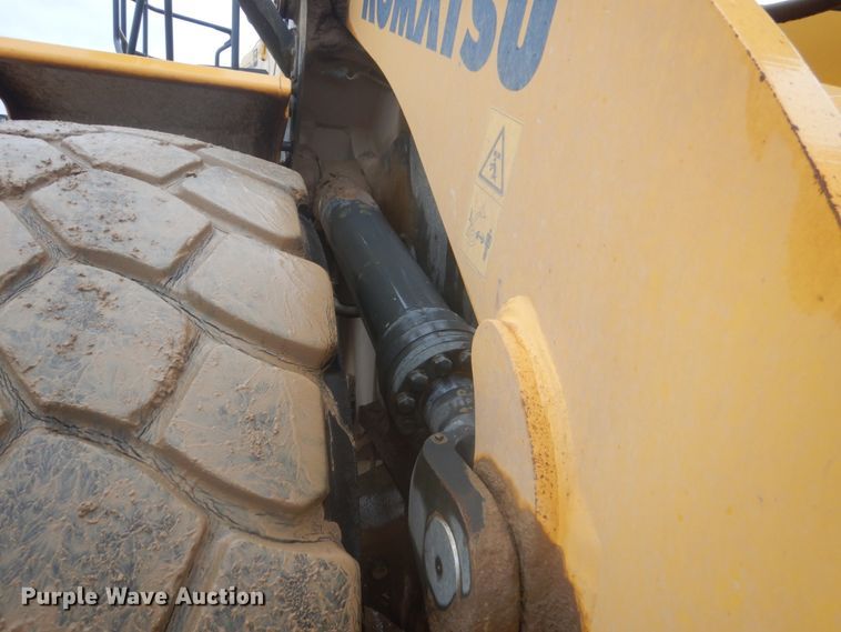 image for item IU9824 2014 Komatsu WA500-7  wheel loader
