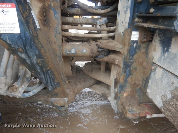 image for item IU9824 2014 Komatsu WA500-7  wheel loader