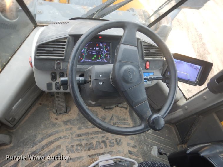 image for item IU9824 2014 Komatsu WA500-7  wheel loader