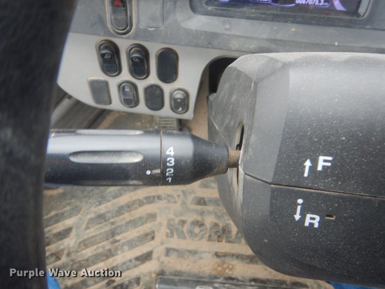 image for item IU9824 2014 Komatsu WA500-7  wheel loader