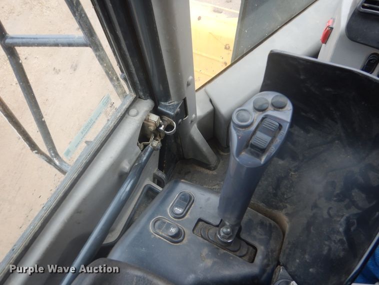 image for item IU9824 2014 Komatsu WA500-7  wheel loader