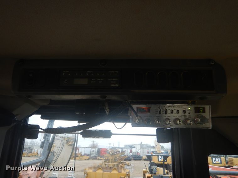 image for item IU9824 2014 Komatsu WA500-7  wheel loader