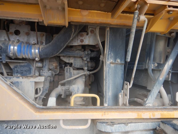 image for item IU9824 2014 Komatsu WA500-7  wheel loader