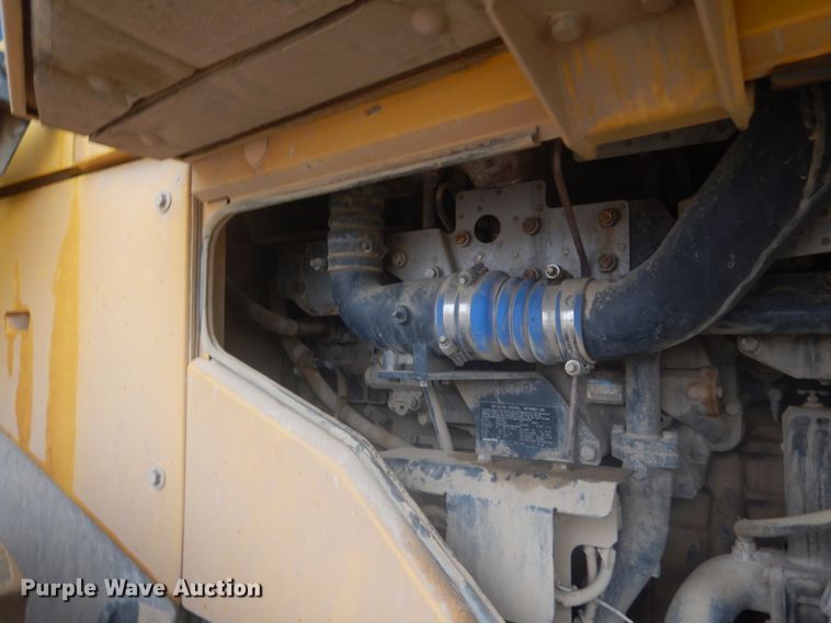 image for item IU9824 2014 Komatsu WA500-7  wheel loader