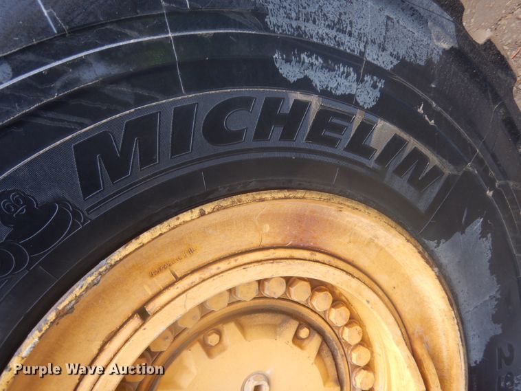 image for item IU9824 2014 Komatsu WA500-7  wheel loader