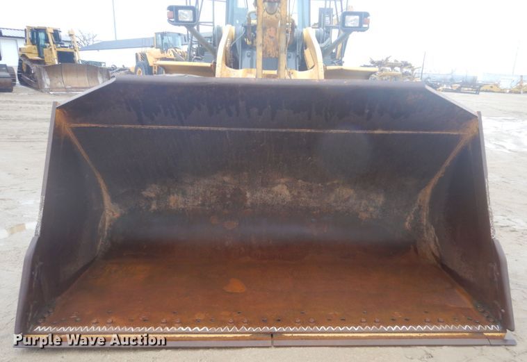 image for item IU9825 2014 Komatsu WA500-7  wheel loader