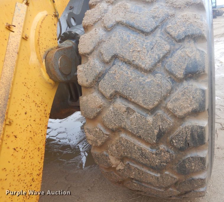 image for item IU9825 2014 Komatsu WA500-7  wheel loader