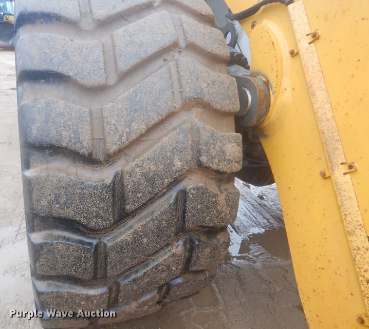 image for item IU9825 2014 Komatsu WA500-7  wheel loader