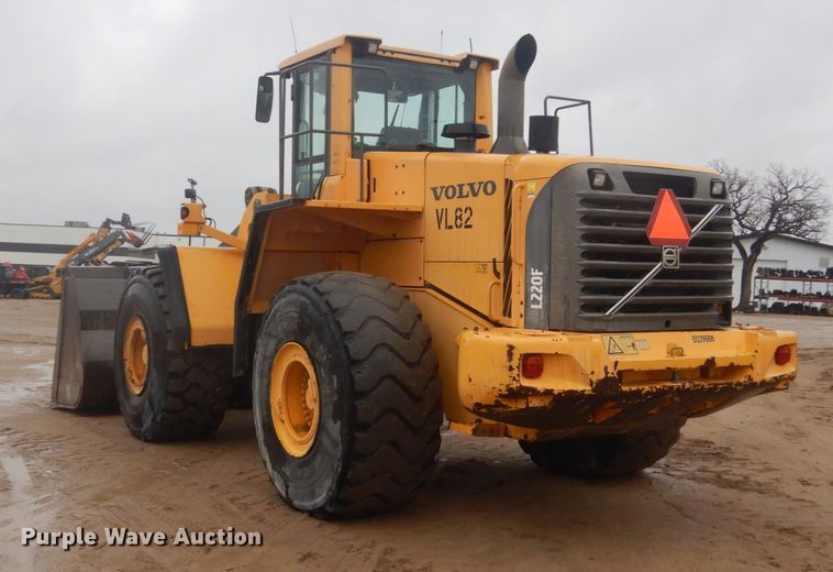 image for item IU9826 2008 Volvo L220F  wheel loader