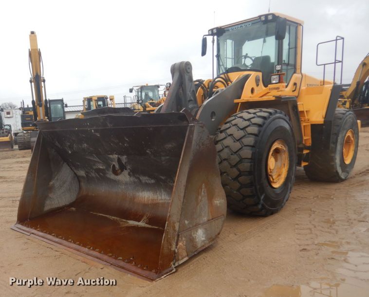 image for item IU9826 2008 Volvo L220F  wheel loader