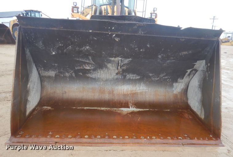 image for item IU9826 2008 Volvo L220F  wheel loader